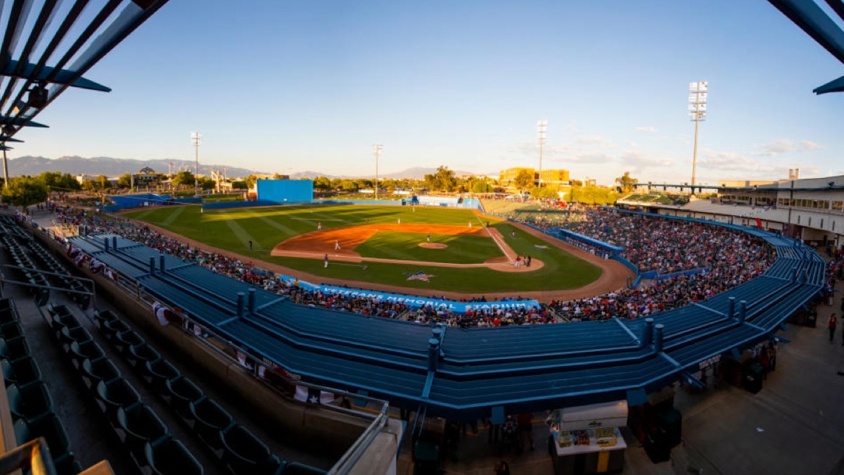 Kino Veterans Memorial Stadium